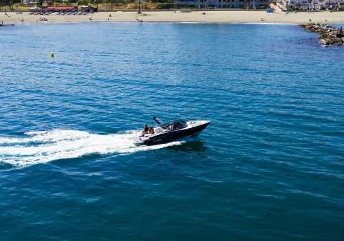 bateau de luxe sur la costa del sol