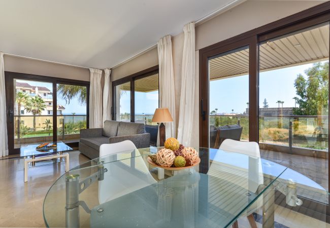 Ferienwohnung in Manilva - Marina Del Castillo 2076 Sea View Ferienwohnung in Manilva - Marina Del Castillo 2076 Sea View