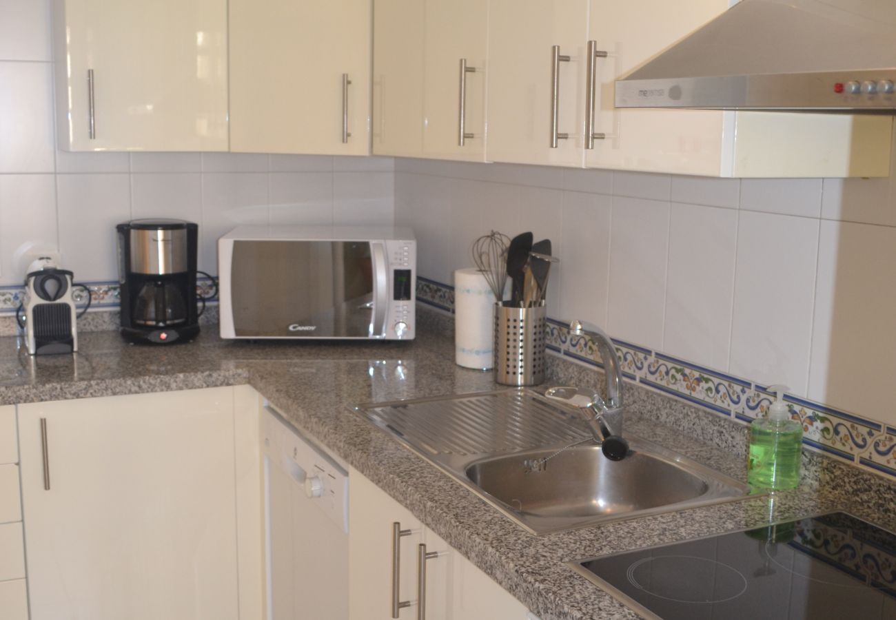 ZapHoliday - 2115 - Apartmentvermietung in Manilva, Costa del Sol - Küche