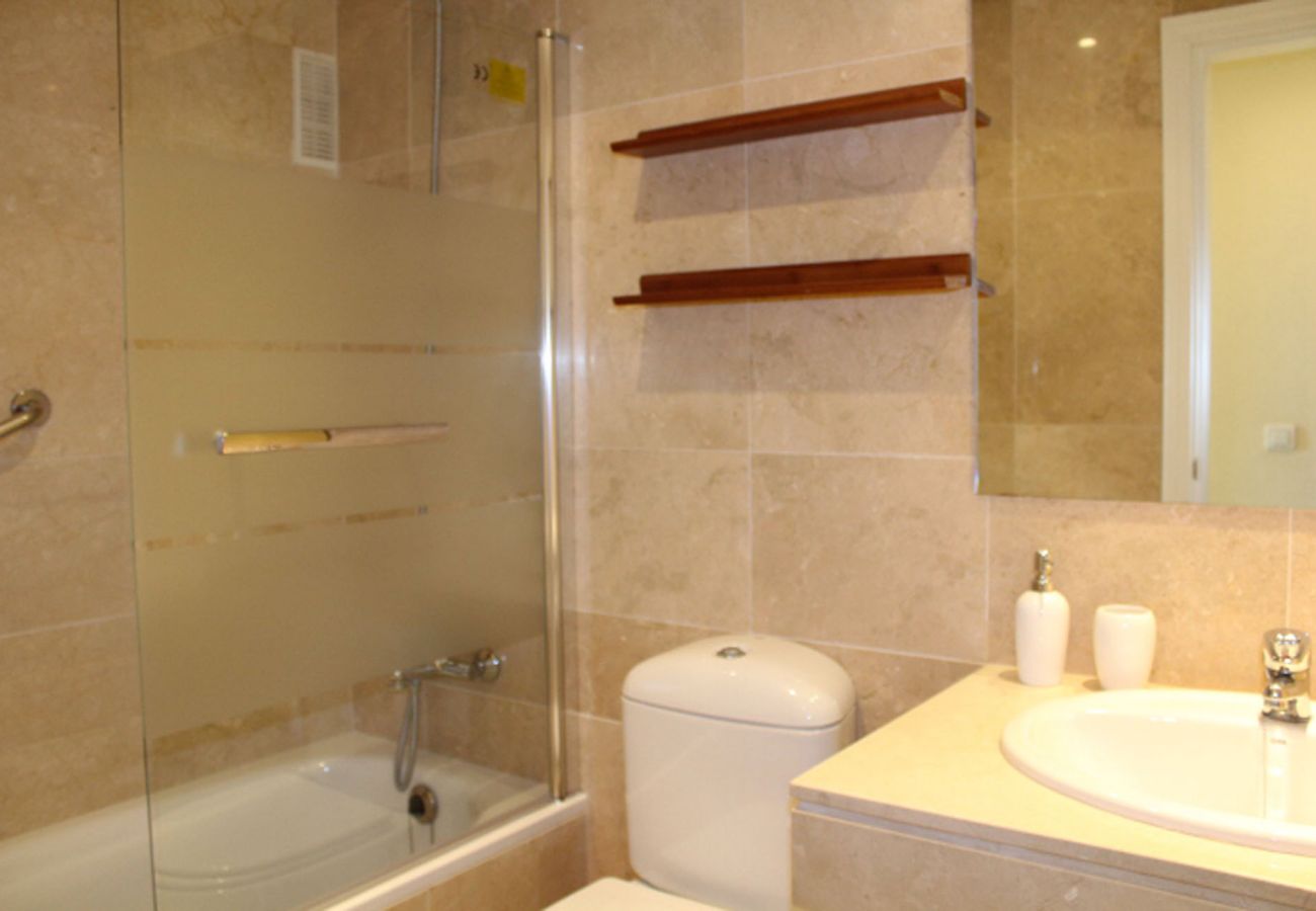 Ferienwohnung in Manilva - Marina Real Port View 2105