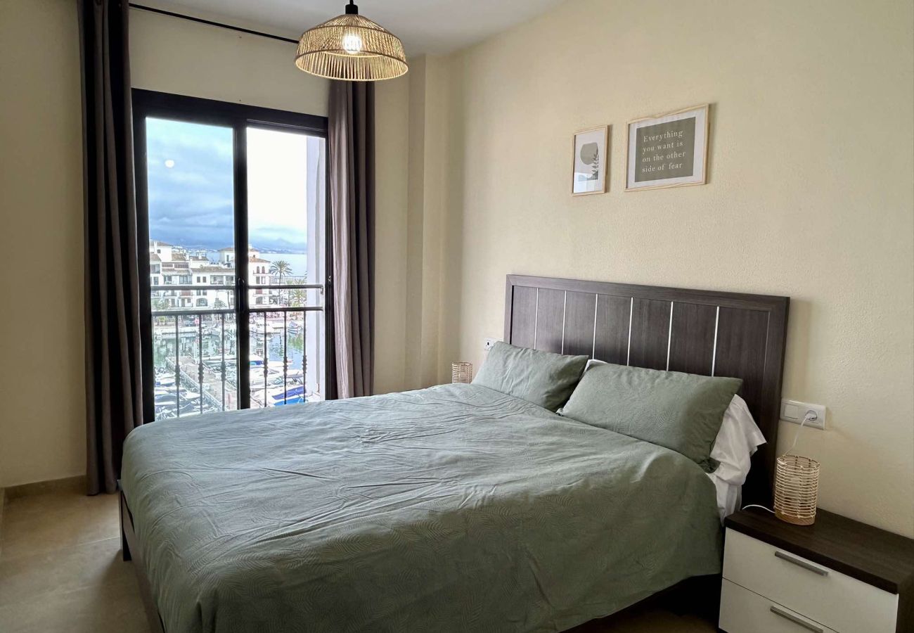 Ferienwohnung in Manilva - Marina Real Port View 2105