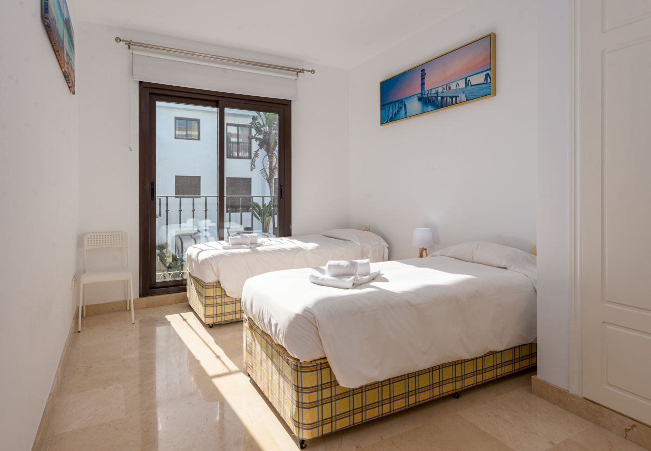 Ferienwohnung in La Alcaidesa - Birdie Club 2113 Wonderful Views 