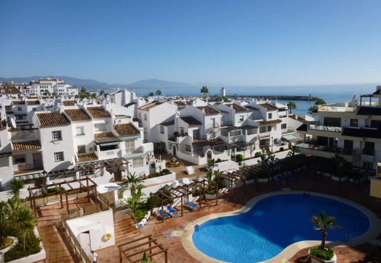 Zapholiday - 2129 - La Duquesa Wohnung, Costa del Sol - Schwimmbad