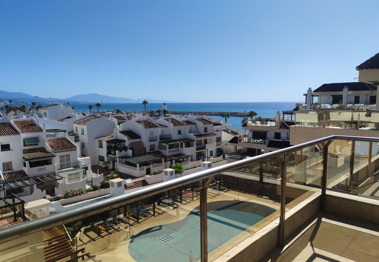 Ferienwohnung in Manilva - Marina Del Castillo 2129 On The Beach 