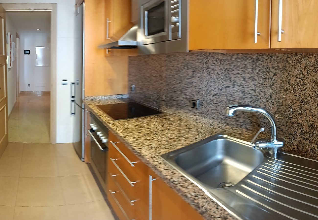 Ferienwohnung in Manilva - Marina Del Castillo 2129 On The Beach 