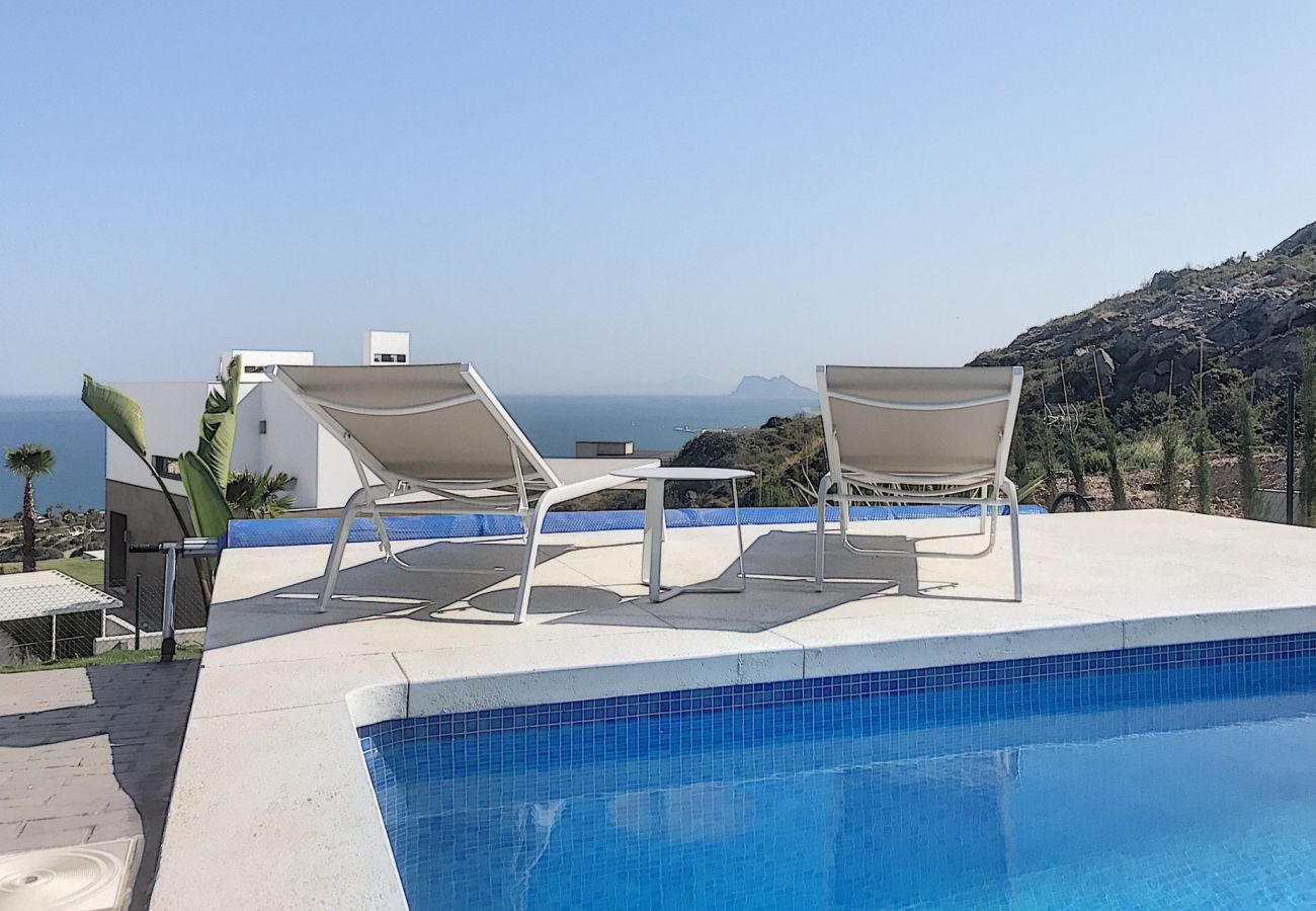Villa in Manilva - Bahia de las Rocas 2254