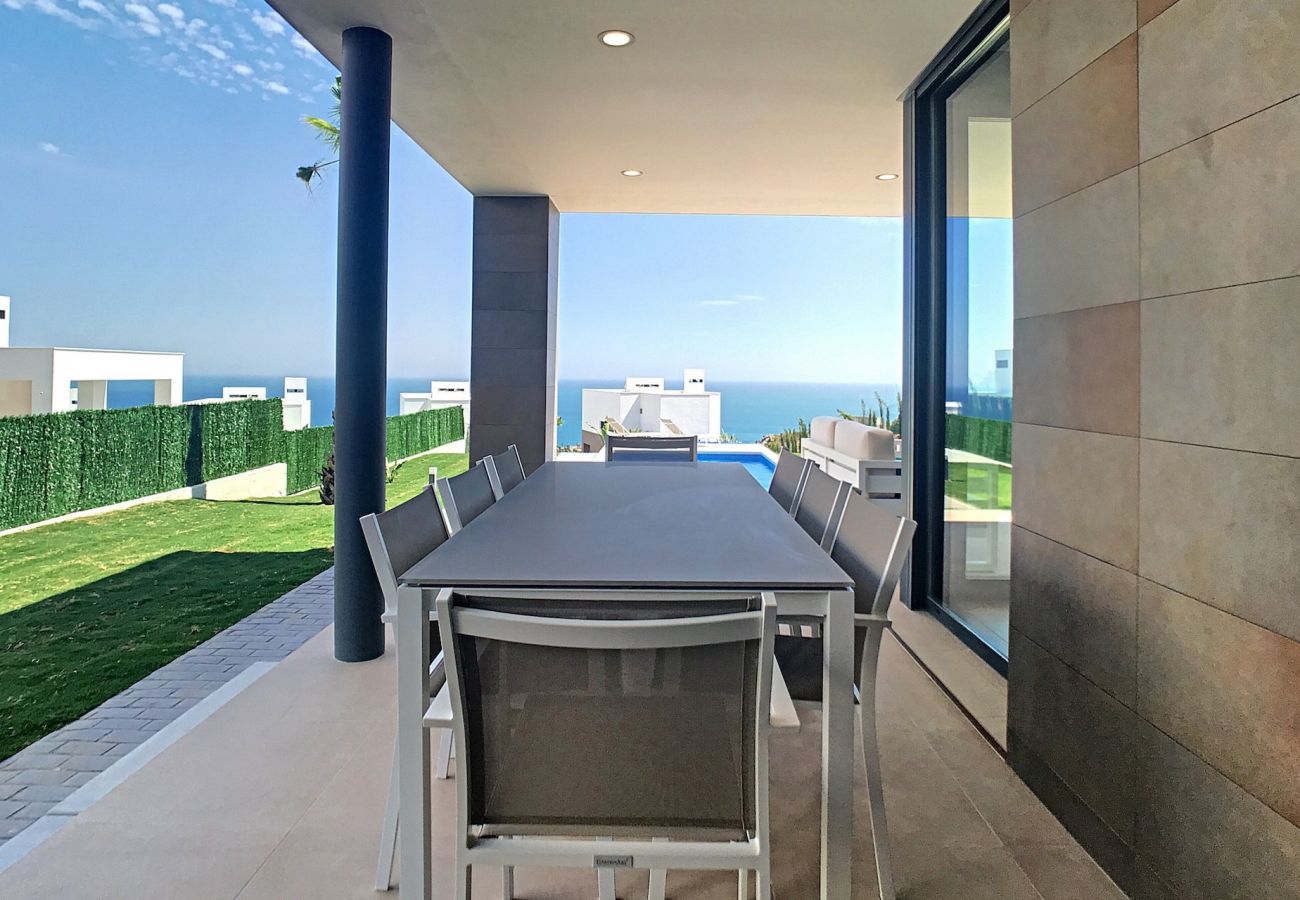 Villa in Manilva - Bahia de las Rocas 2254
