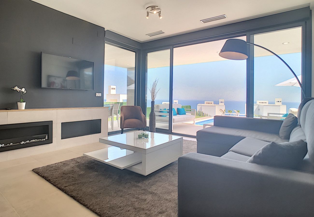 Villa in Manilva - Bahia de las Rocas 2254