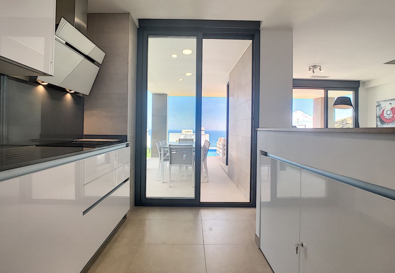 Villa in Manilva - Bahia de las Rocas 2254