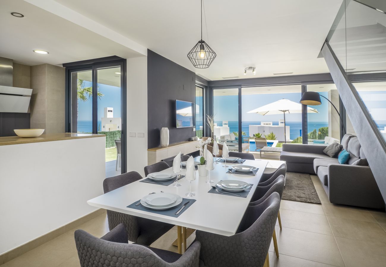 Villa in Manilva - Bahia de las Rocas 2254