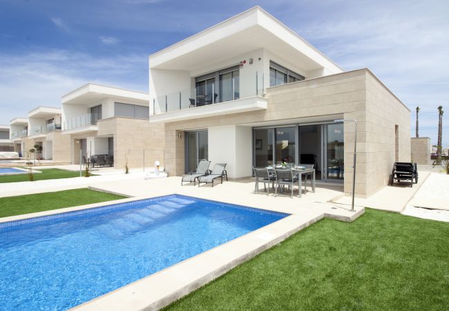 Villa in Orihuela - 3021 Vistabella-Malibu 3021 Villa in Orihuela - 3021 Vistabella-Malibu 3021