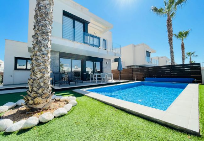 Villa in Orihuela - 3034 Vistabella- Bali 3034 Villa in Orihuela - 3034 Vistabella- Bali 3034