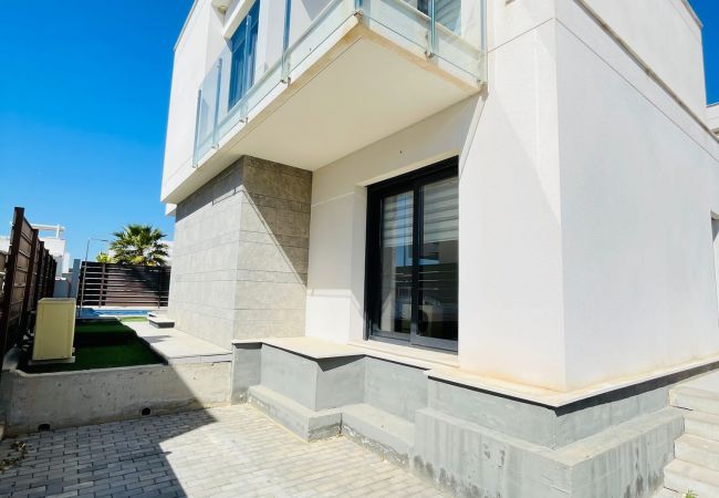 Villa in Orihuela - 3034 Vistabella- Bali 3034 Villa in Orihuela - 3034 Vistabella- Bali 3034