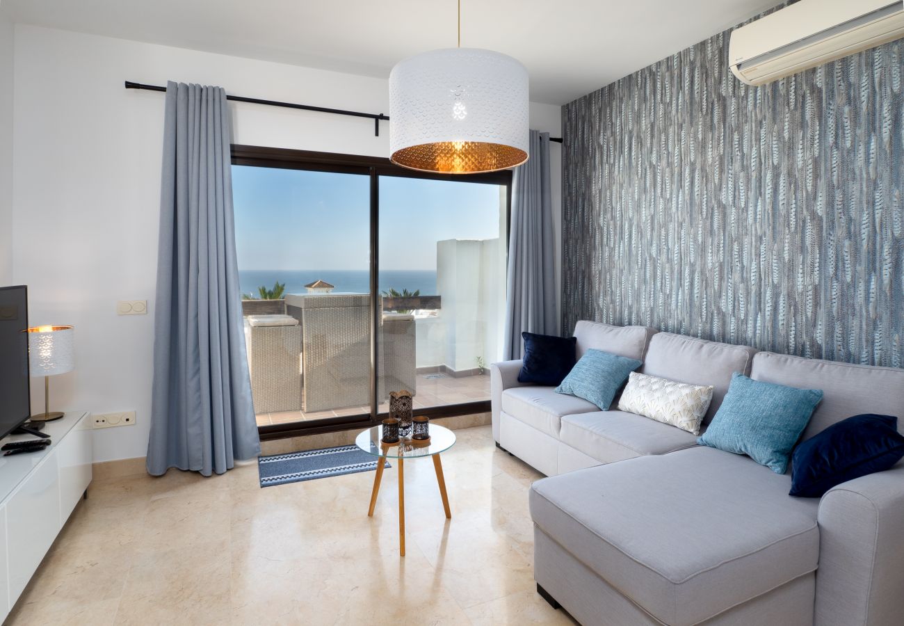Villa in San Roque - Marina Alcaidesa 2305