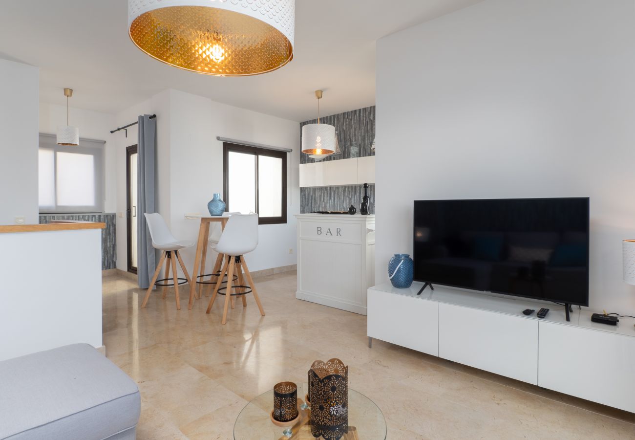 Villa in San Roque - Marina Alcaidesa 2305