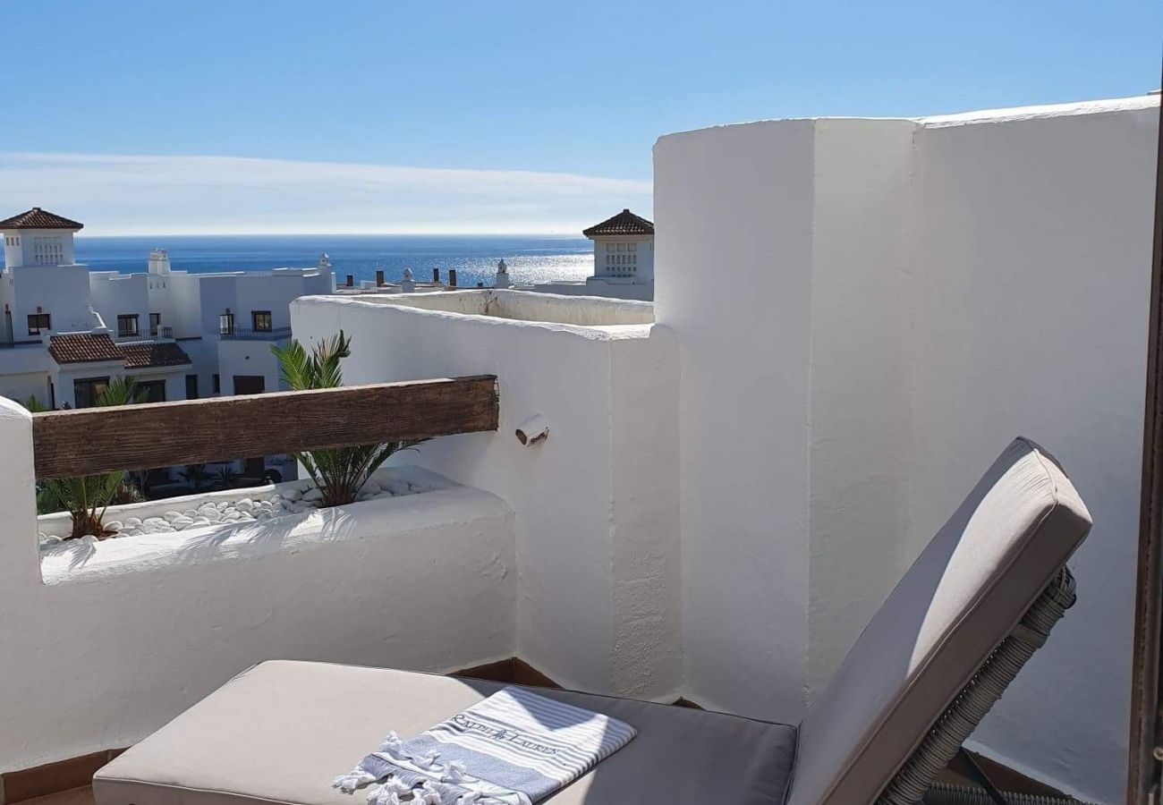 Villa in San Roque - Marina Alcaidesa 2305