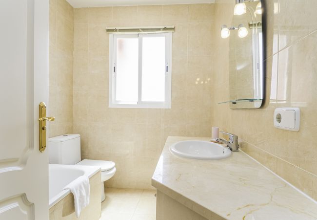 Ferienwohnung in Manilva - Manilva Garden 2308 Pool & Sea View