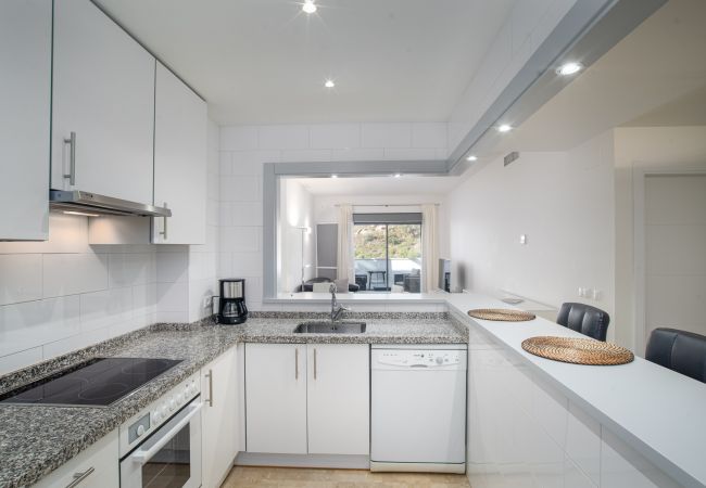 Ferienwohnung in Manilva - Rock Bay I 2392 beautiful seaview penthouse