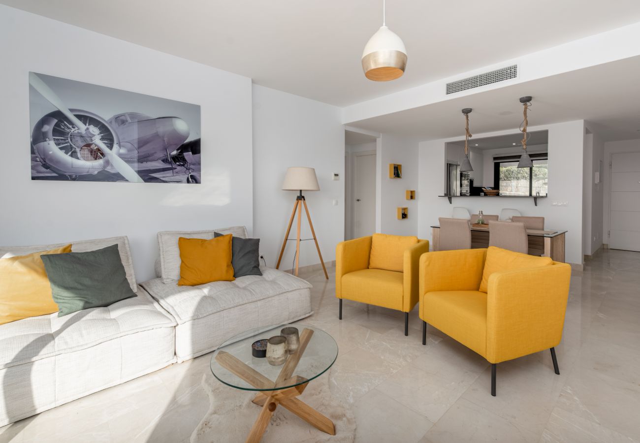 Ferienwohnung in Casares - Lotus 2401  - Beautiful apartment pool & sea view