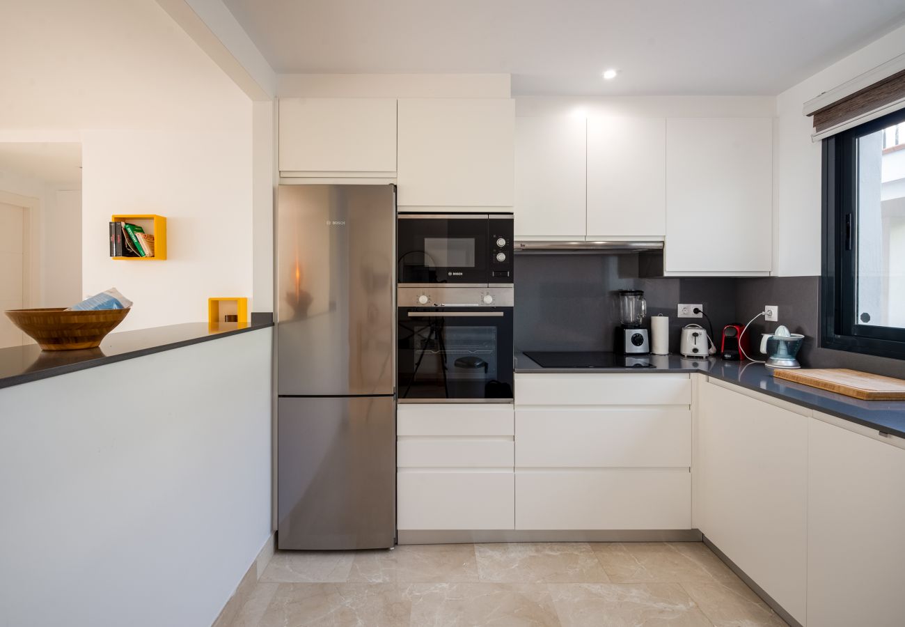 Ferienwohnung in Casares - Lotus 2401  - Beautiful apartment pool & sea view