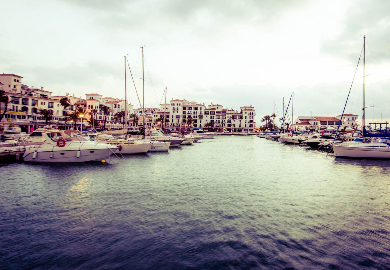 Ferienwohnung in Manilva - Marina Real 2434 First Sealine