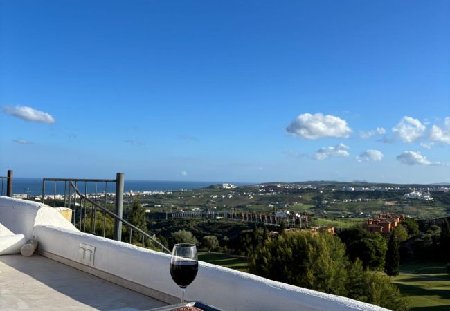 Ferienwohnung in Casares - Hacienda Casares II 2445 Sea View Penthouse Ferienwohnung in Casares - Hacienda Casares II 2445 Sea View Penthouse