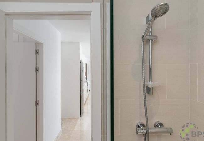 Ferienwohnung in Estepona - Paraiso Pueblo Penthouse 2452 Sea & Golf View Ferienwohnung in Estepona - Paraiso Pueblo Penthouse 2452 Sea & Golf View