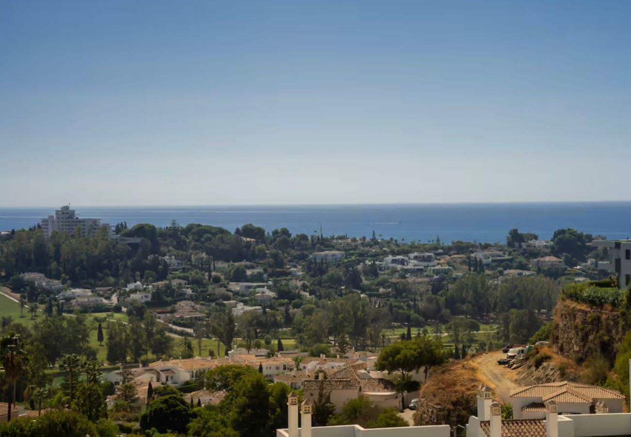 Ferienwohnung in Estepona - Paraiso Pueblo Penthouse 2452 Sea & Golf View
