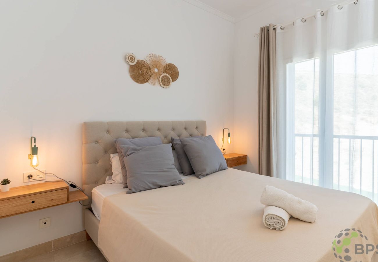 Ferienwohnung in Estepona - Paraiso Pueblo Penthouse 2452 Sea & Golf View