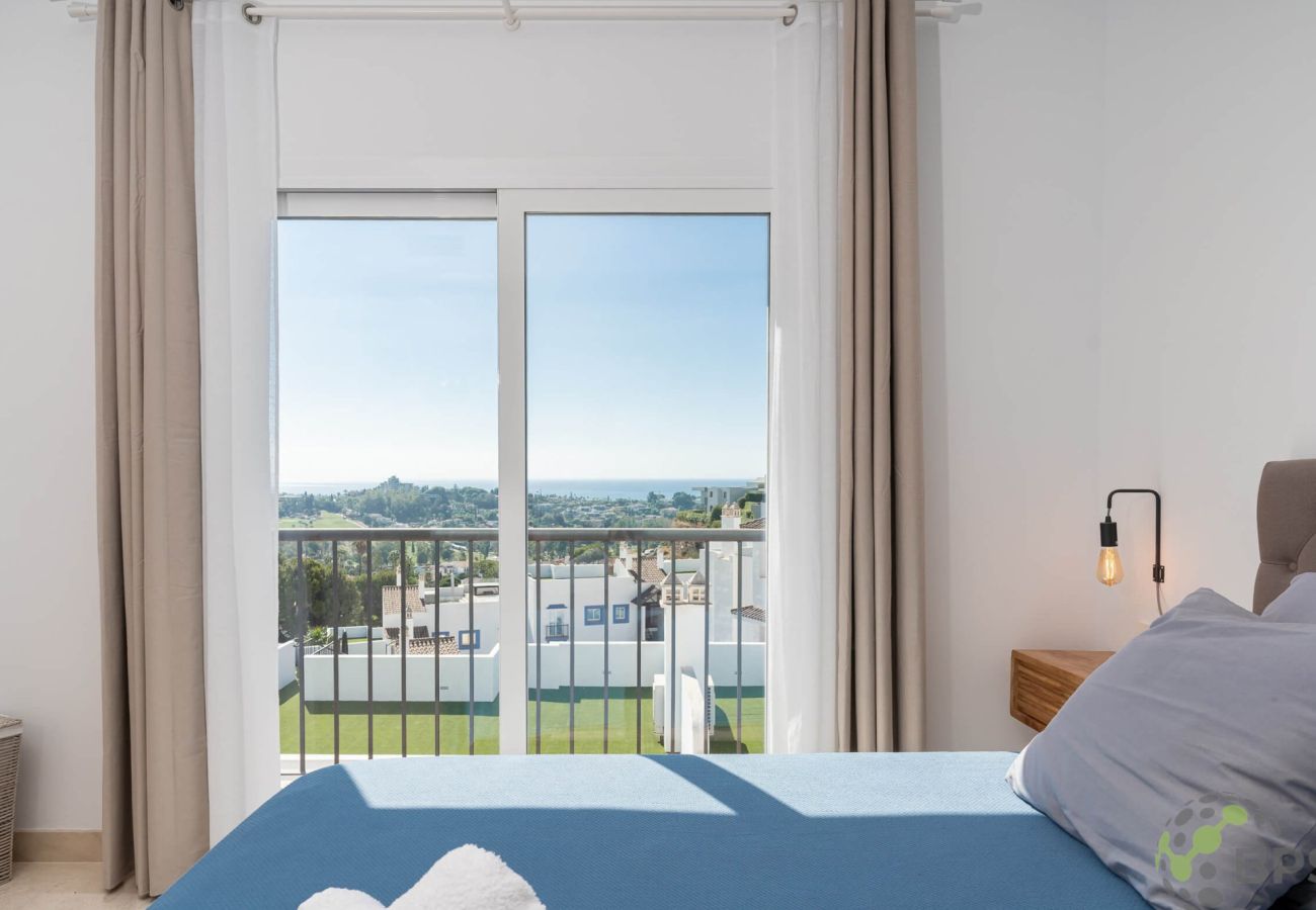 Ferienwohnung in Estepona - Paraiso Pueblo Penthouse 2452 Sea & Golf View