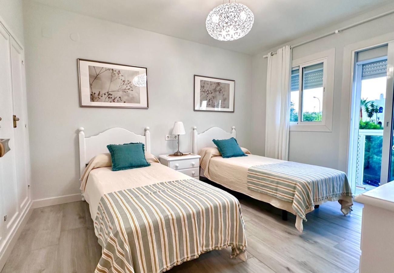 Ferienwohnung in Manilva - CAMARON PUERTO DUQUESA 2466