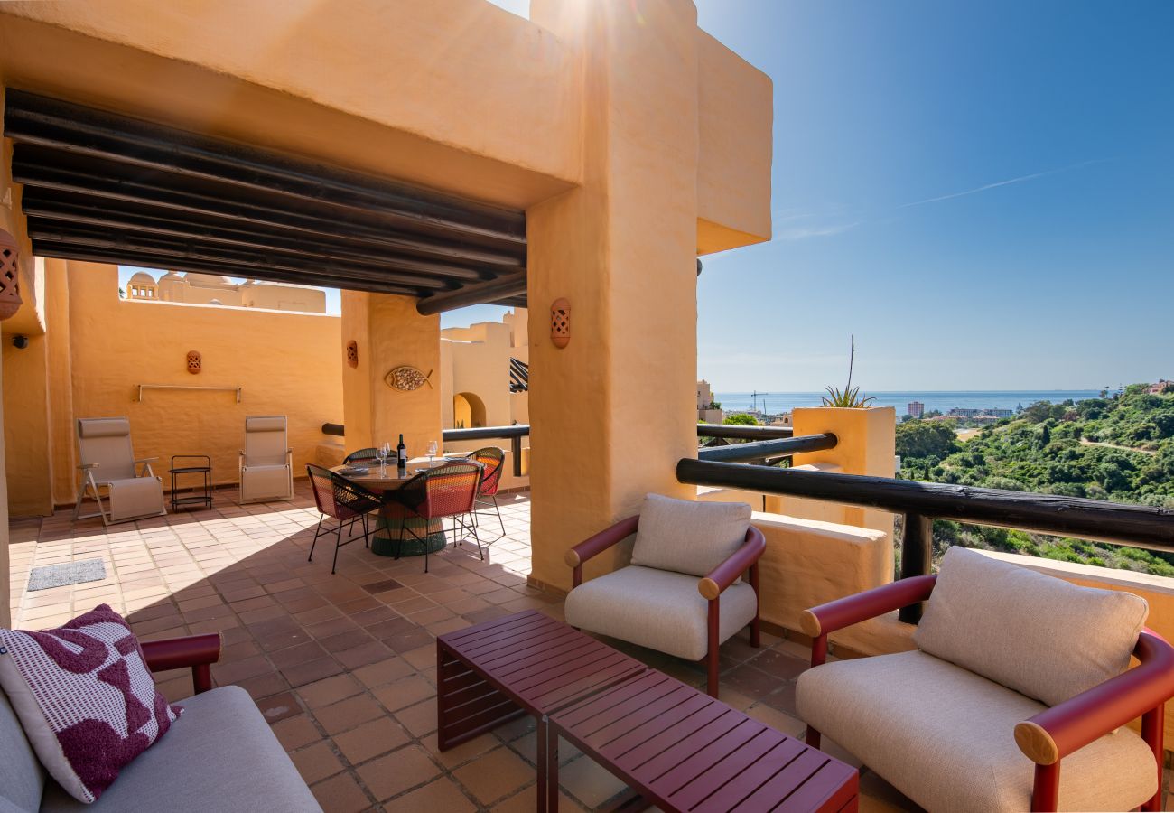 Ferienwohnung in Manilva - Coto Real Penthouse 2470 Naxos Sea-View