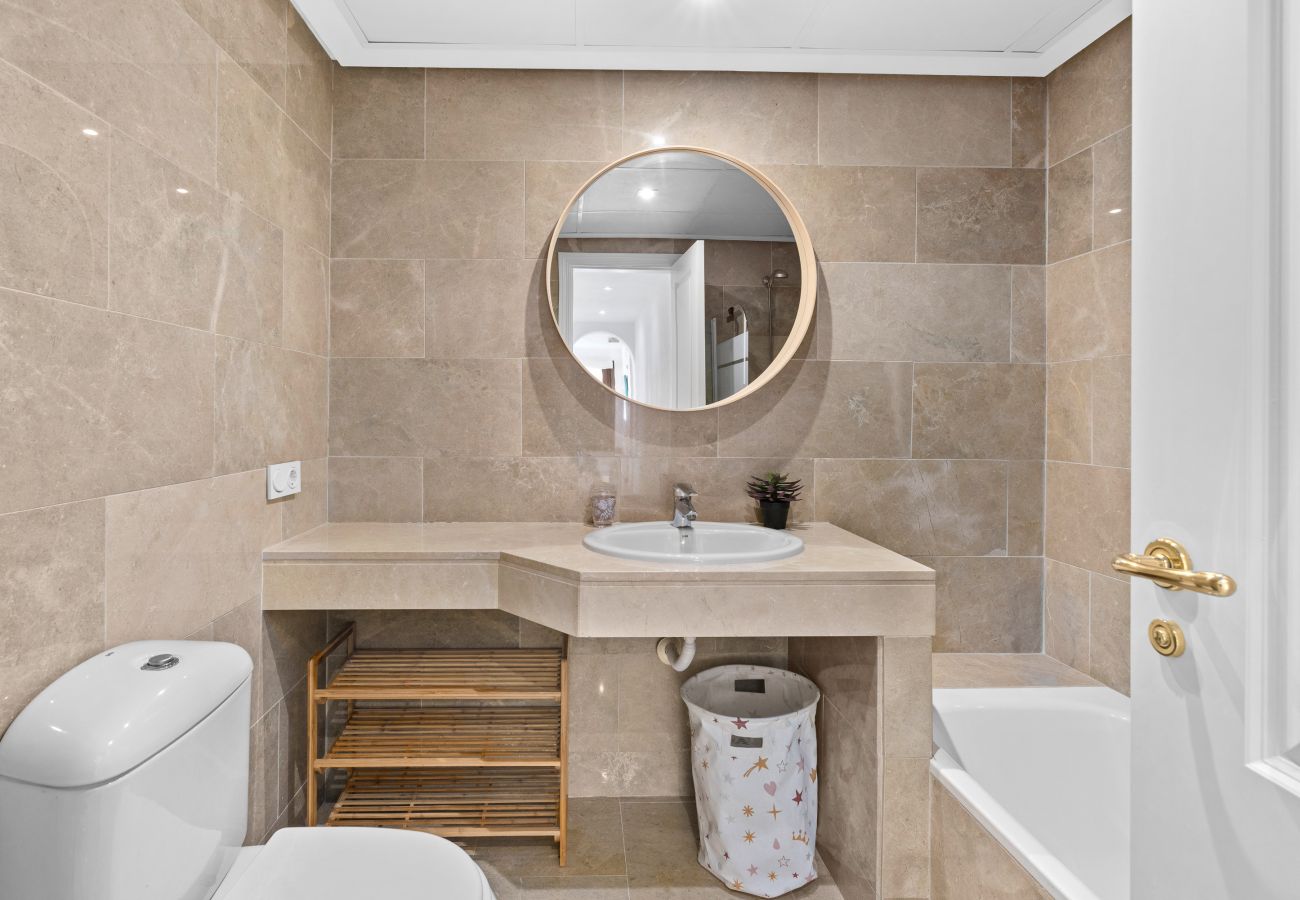 Ferienwohnung in Manilva - Coto Real Penthouse 2470 Naxos Sea-View