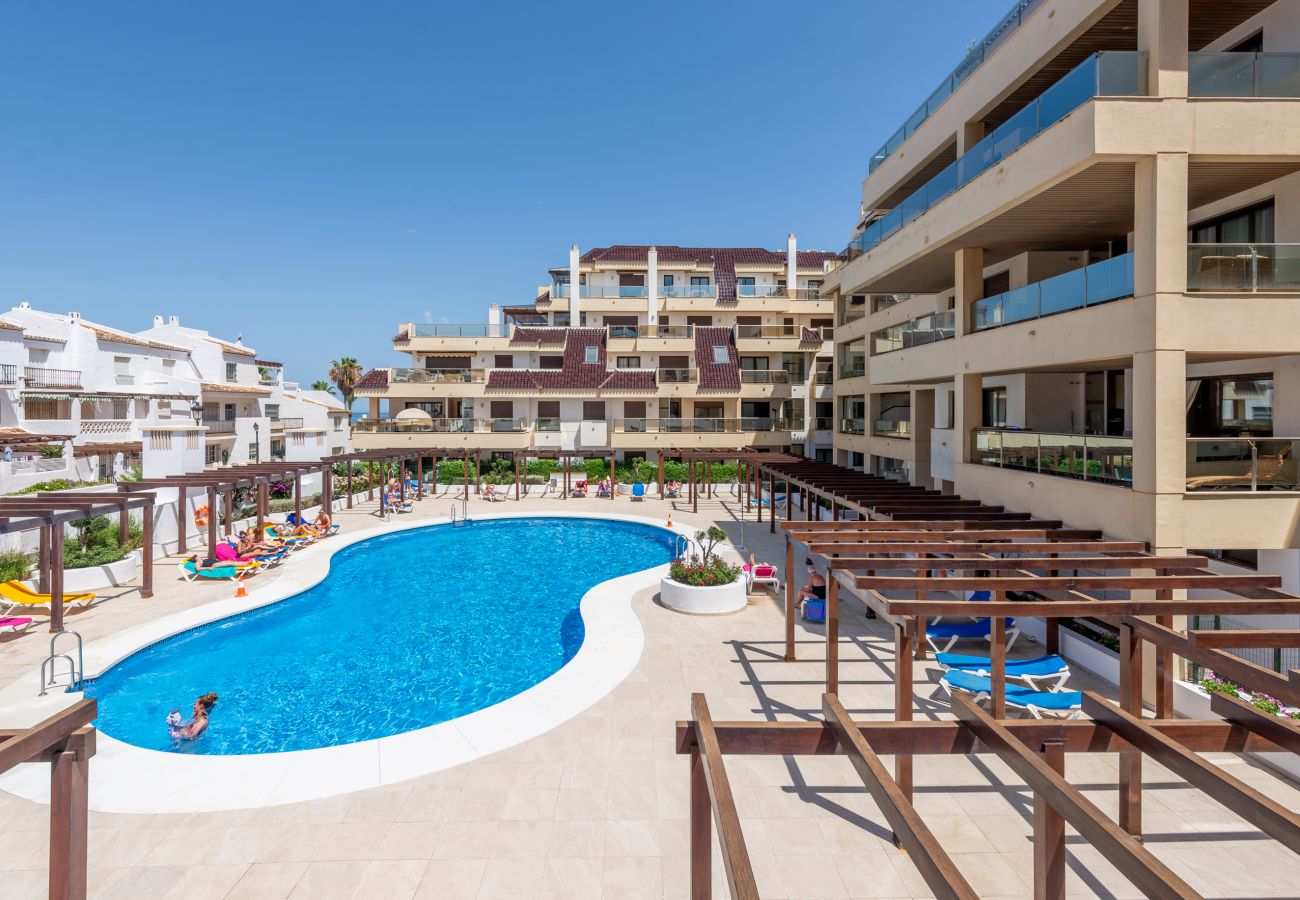Apartment in Manilva - Marina Del Castillo 2076