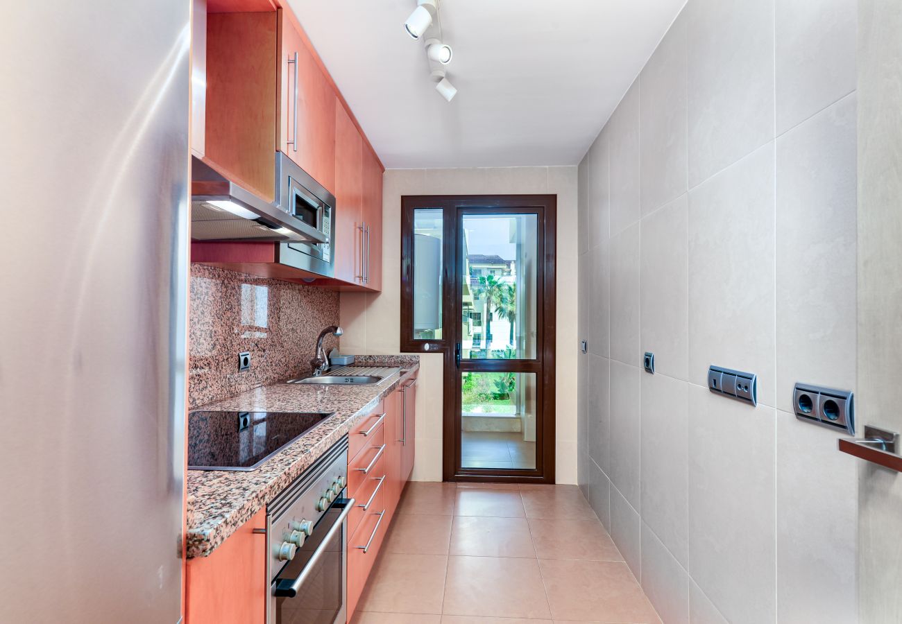 Apartment in Manilva - Marina Del Castillo 2076