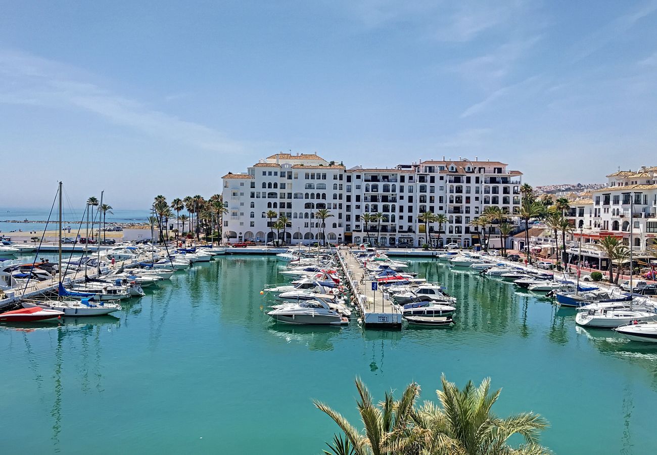 Apartment in Manilva - Marina Del Castillo 2076