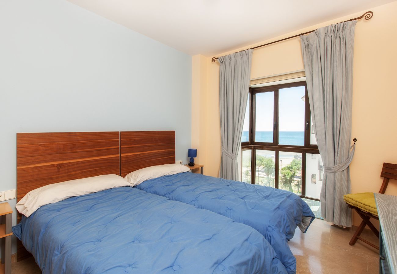Apartment in Manilva - Marina Duquesa 2342 Beach & Harbour 