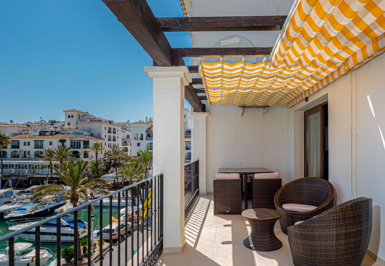 Zapholiday - 2001 - Puerto de la Duquesa apartment, Costa del Sol - terrace