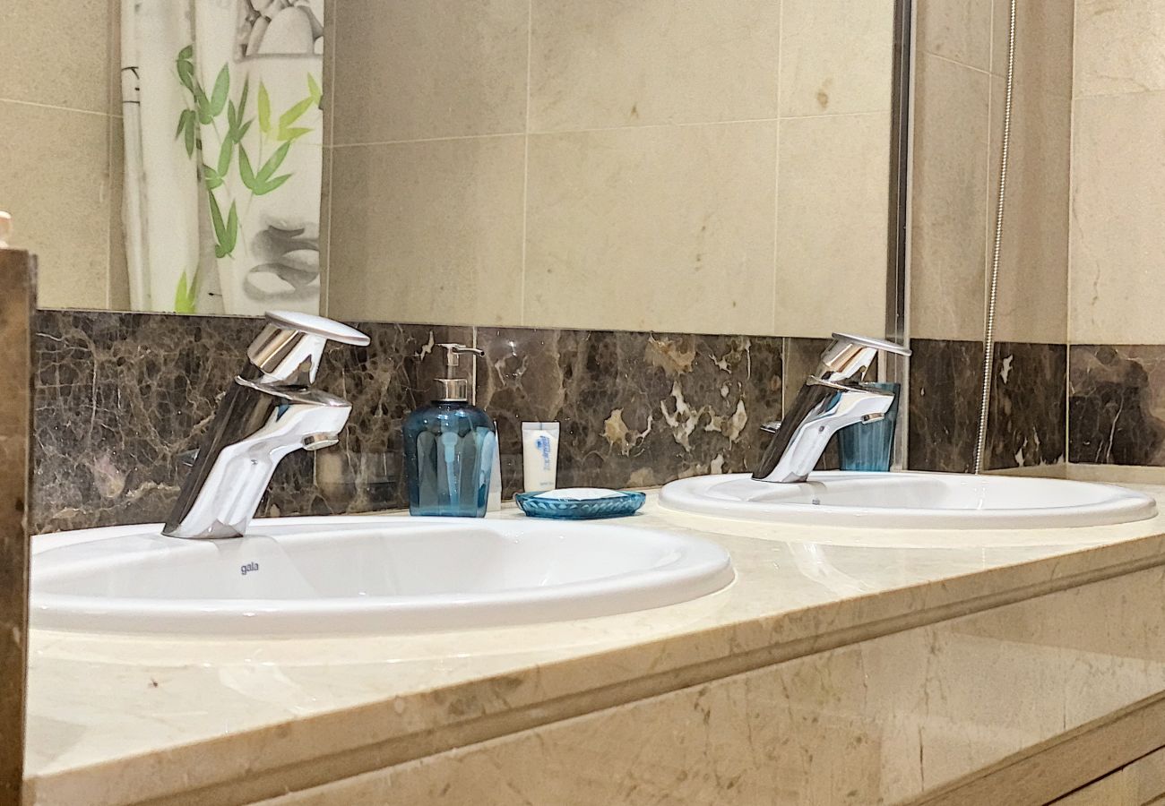 Apartment in Manilva - Marina Del Castillo 2129 On The Beach 