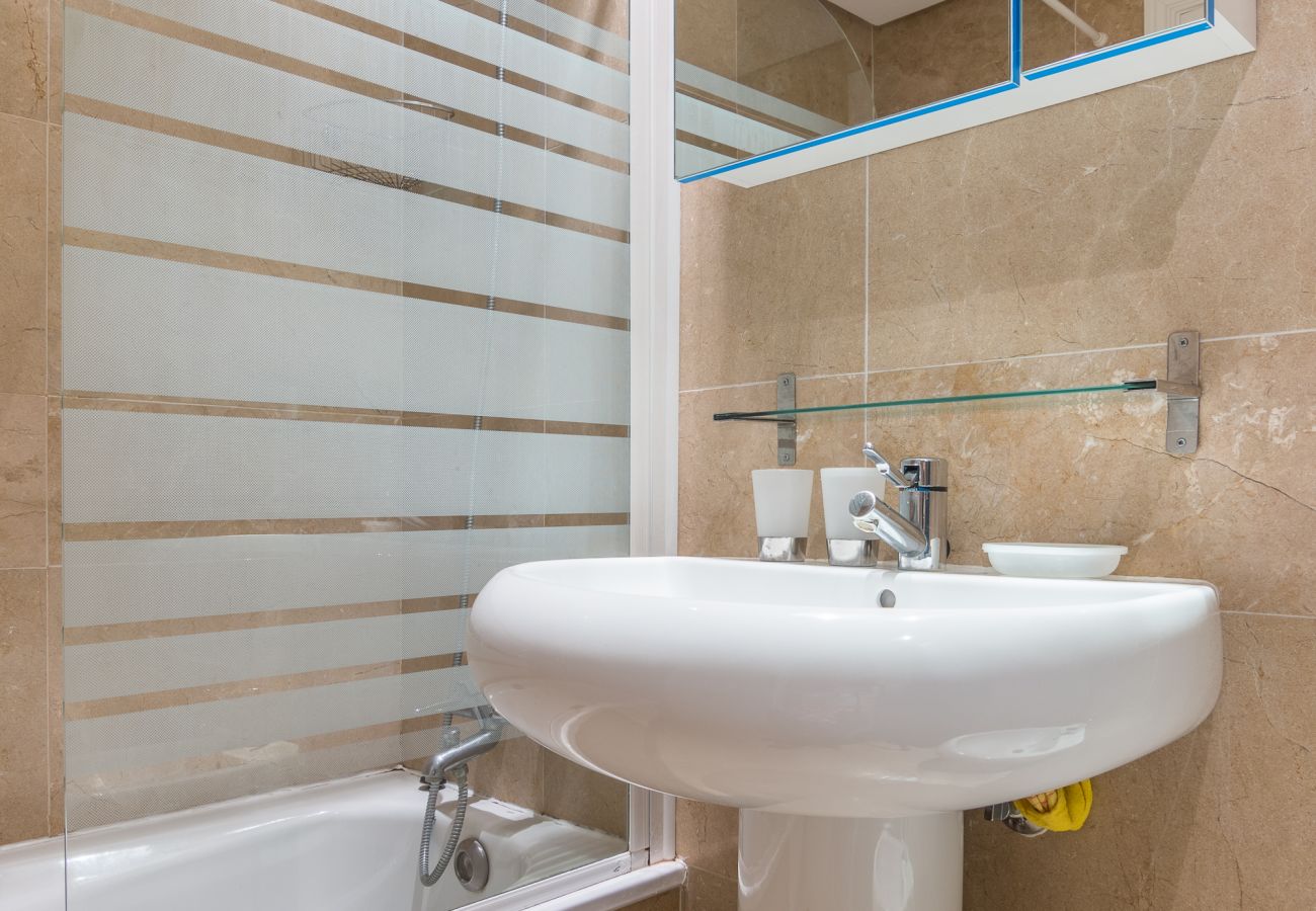 Apartment in Manilva - Marina Duquesa Beach 2066