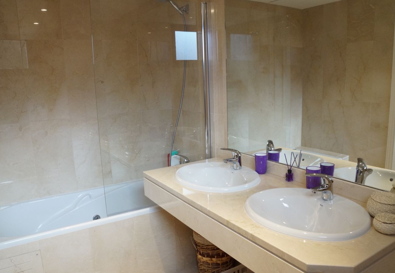Apartment in Casares - Viñas del Golf 2143 Sea & Mountain View