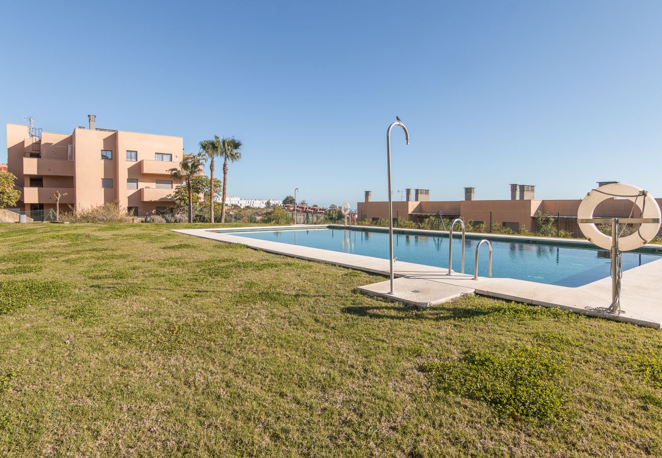 Zapholiday - 2020 - Manilva apartment rental - pool