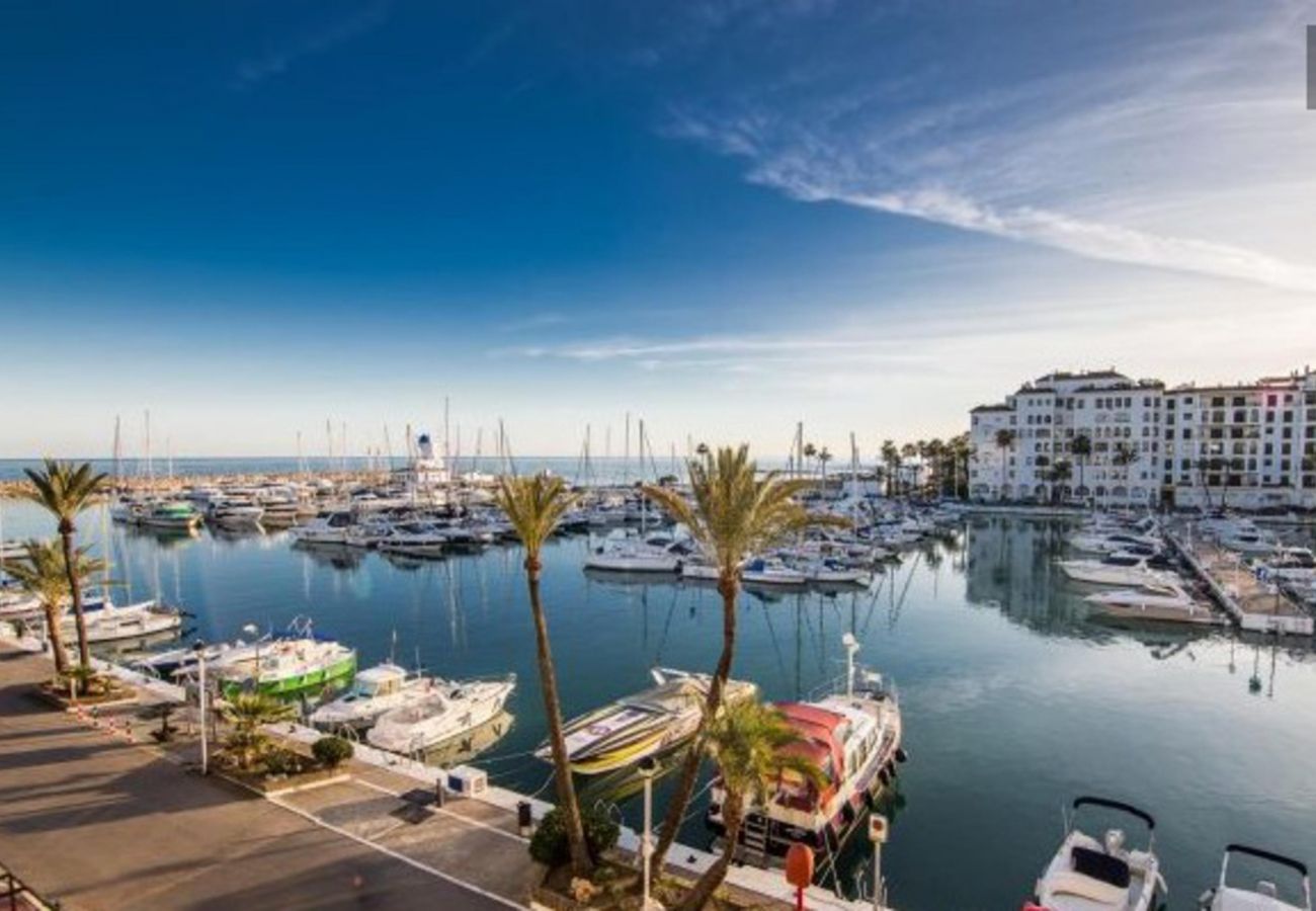 Apartment in Manilva - Marina Real Beach Front 2204
