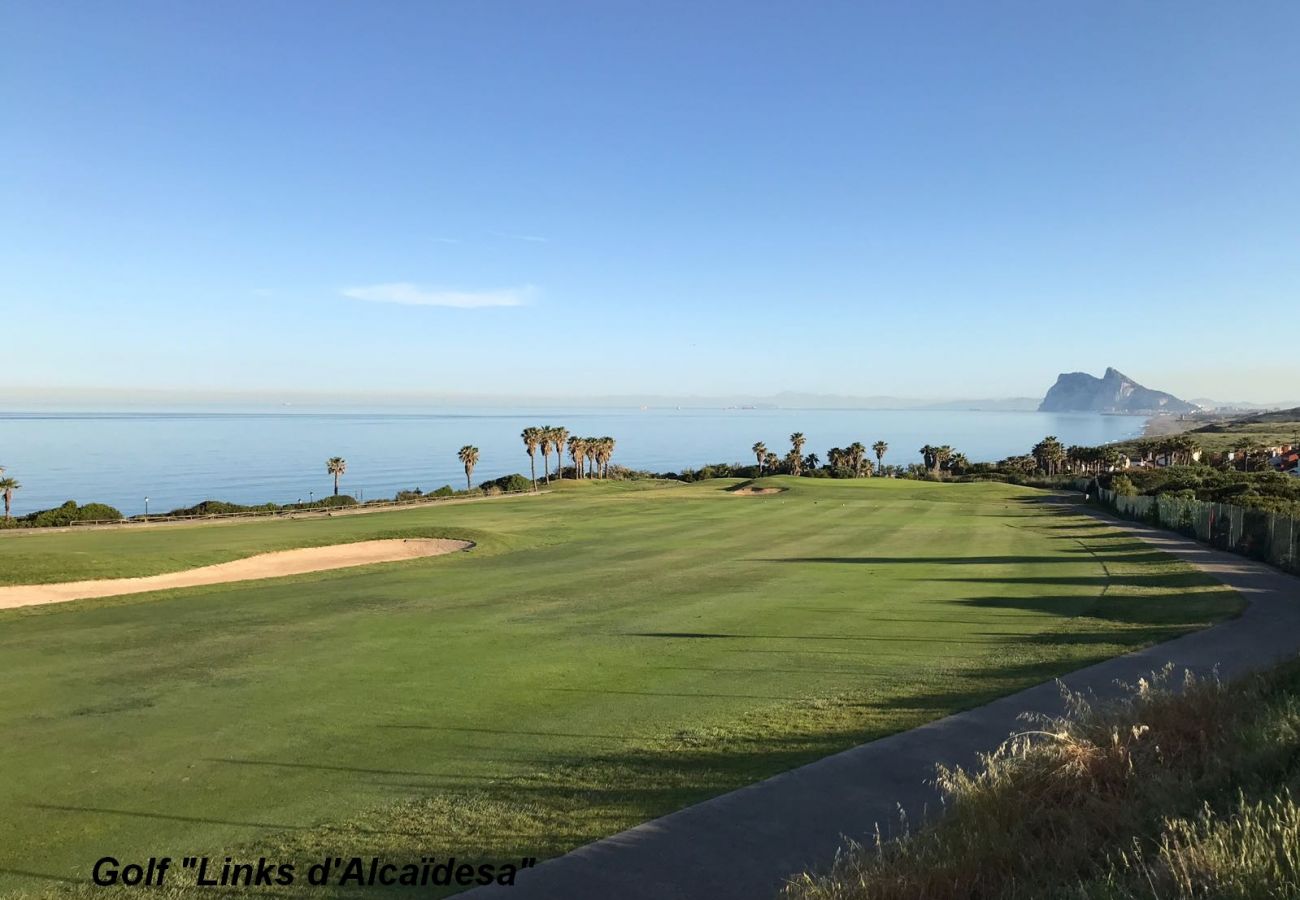Apartment in Manilva - Marina Real Beach Front 2204
