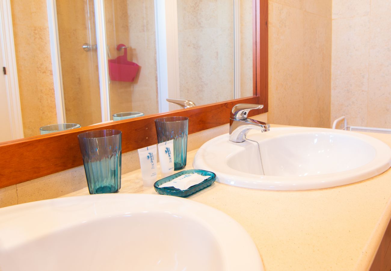 Apartment in Manilva - Duquesa Regent 2211 Amazing View