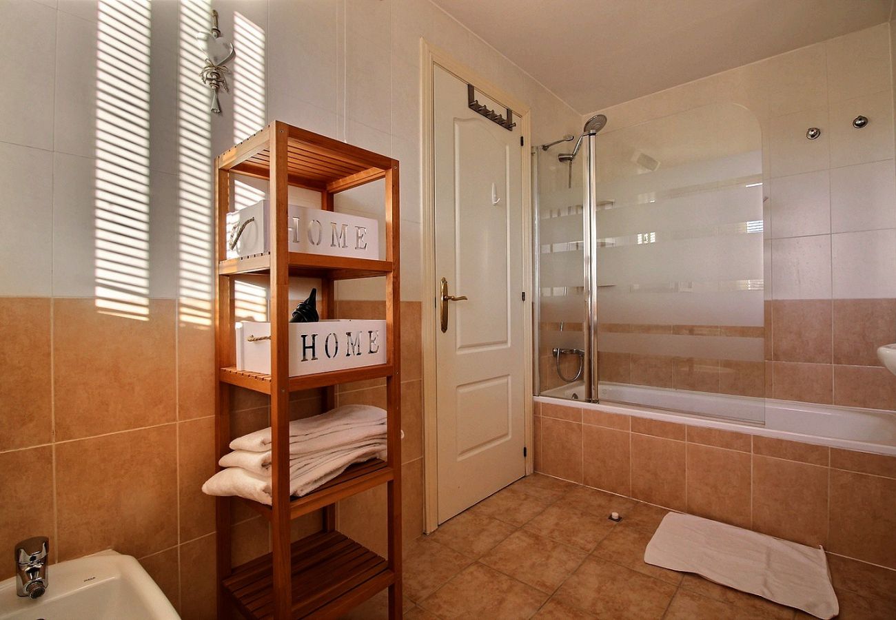 Apartment in Casares - Paraiso de la Bahia 2231
