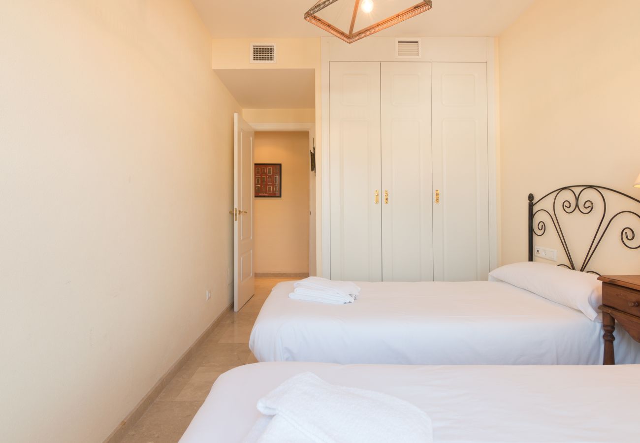 Apartment in Manilva - Marina Real Penthouse 2233