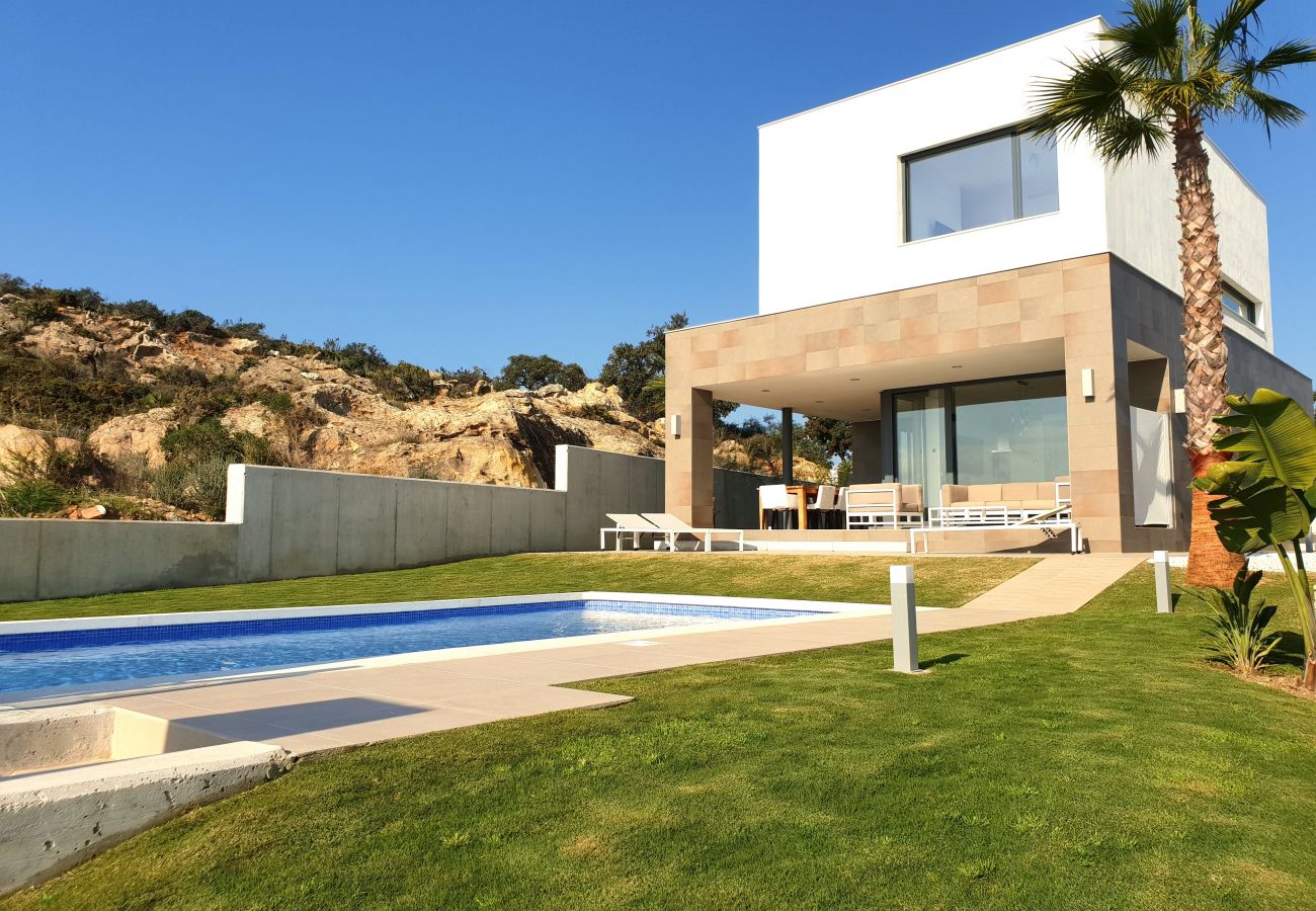 Villa in Manilva - Bahia de las Rocas 2260
