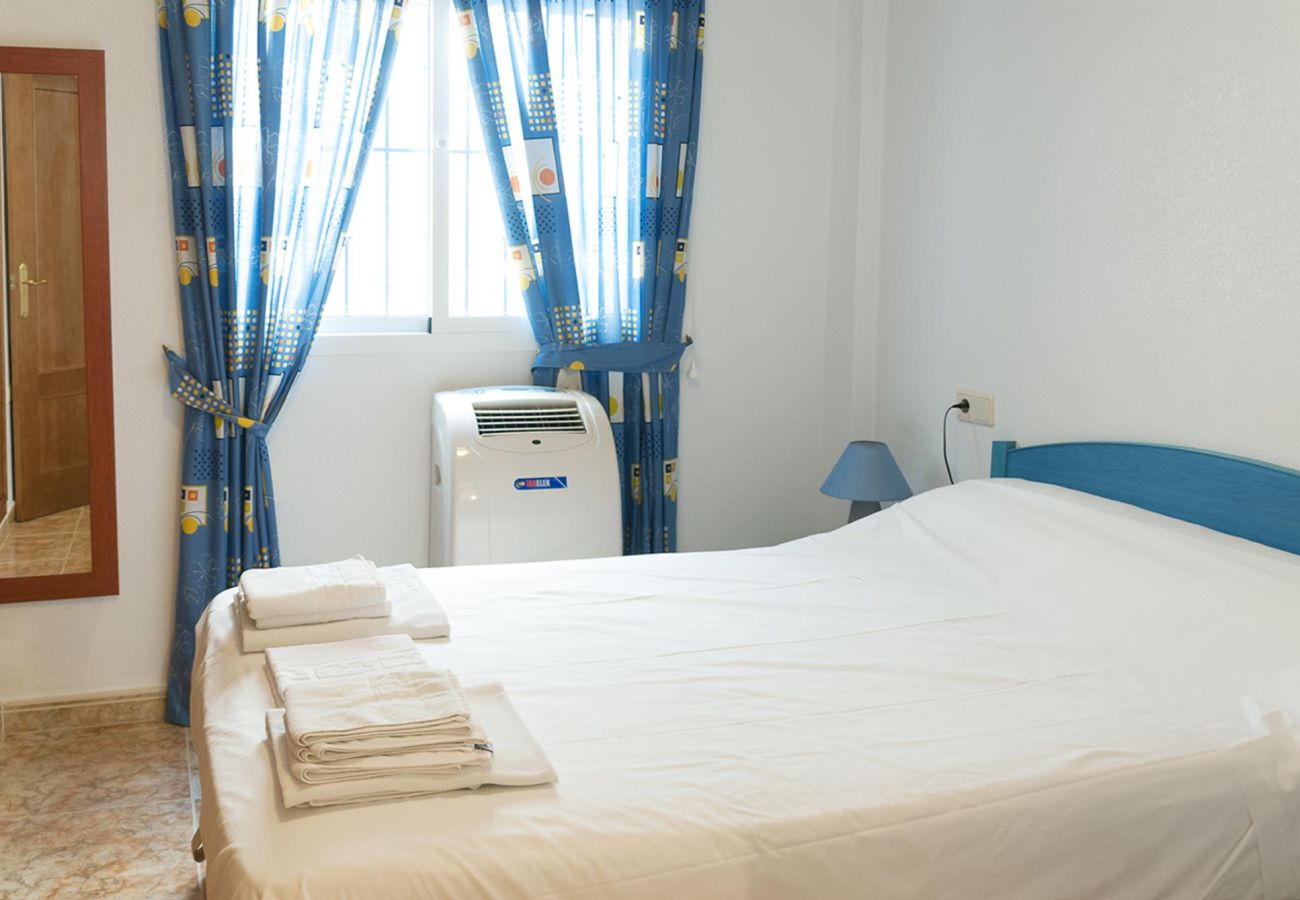 Zapholiday - 3001 - Orihuela Costa - apartment rental - bedroom