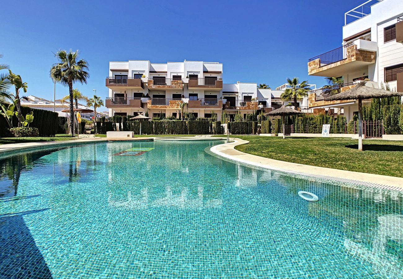 Zapholiday- 3010- apartment Orihuela Costa, Costa Blanca - pool